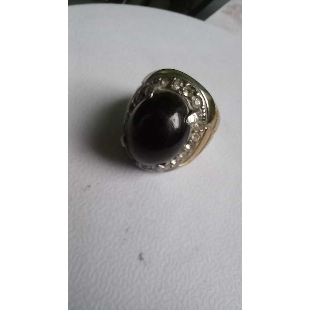 Batu Cincin Meteor ukuran kantoran