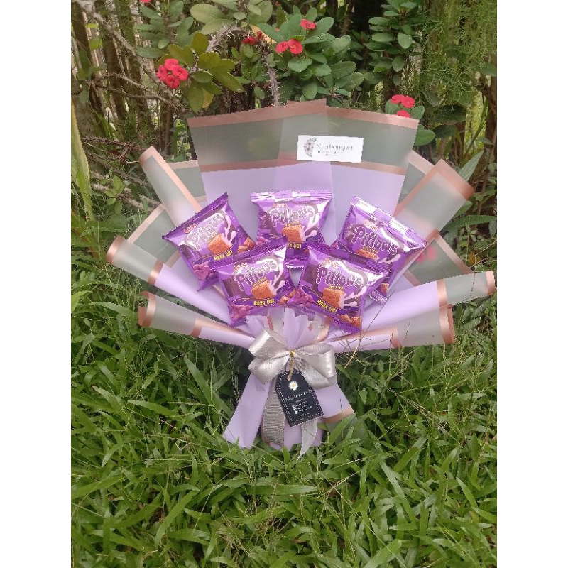 

buket Snack/Snack pillow/buket ekonomis/buket wisuda/buket murah
