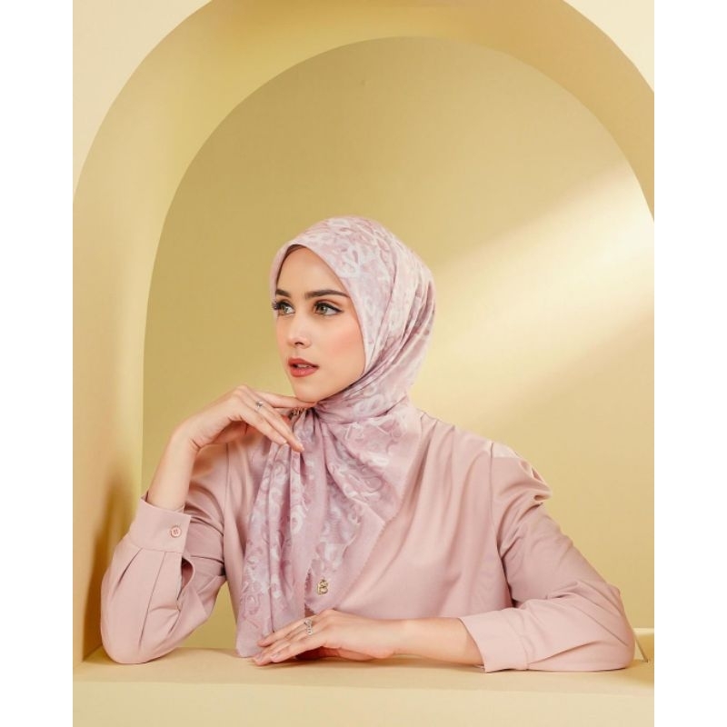 NUANSA PINK hijab segiempat denay voal motif semarang