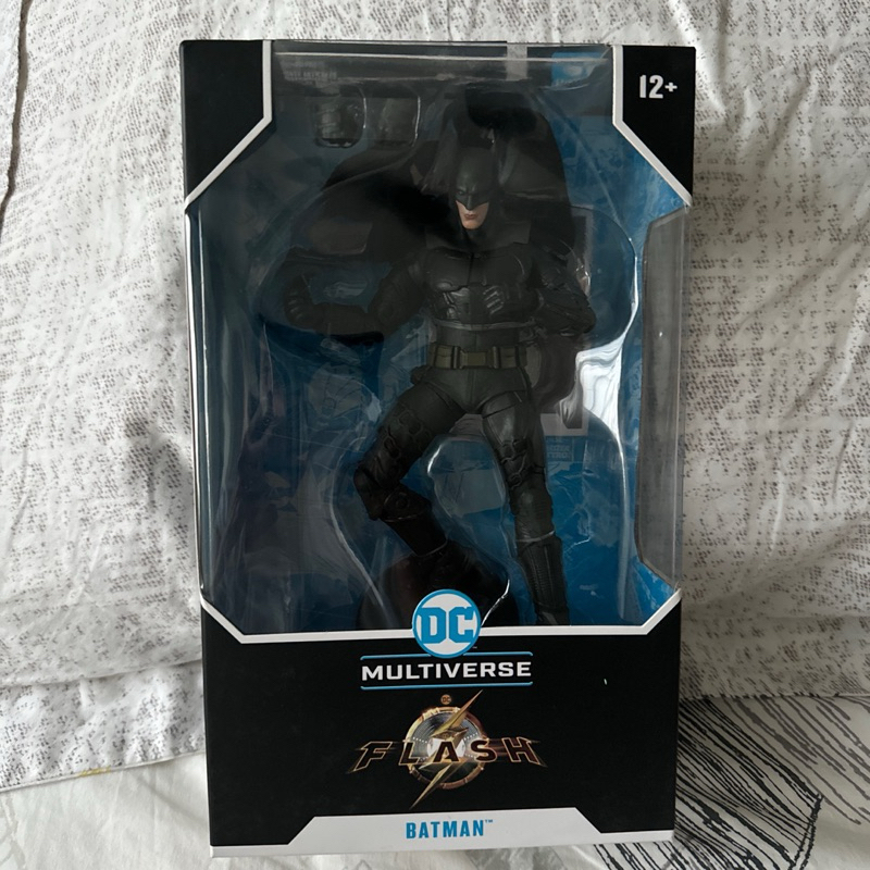 batman mcfarlane the flash multiverse hitam