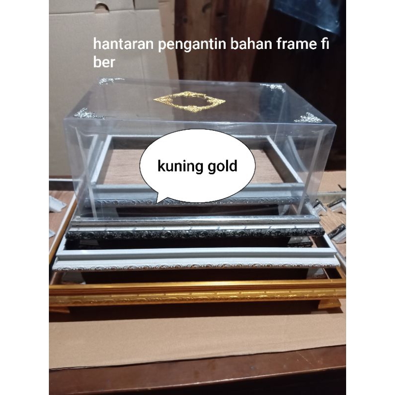 

box seserahan lamaran mewah murah frame fiber (free kaki sudut)