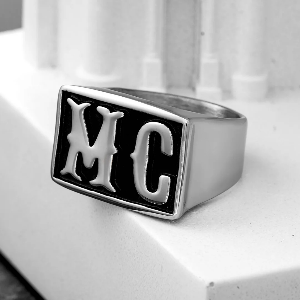 Cincin Logo MC / Cincin Silver Kotak Persegi Huruf MC Motorcycle Club Hip Hop Punk / Cincin Baja Tah