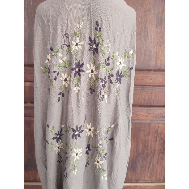 Mukenah Terusan Sulam Bayang - Mukenah Terusan Sulam - Mukenah Sulam - Mukenah Terusan - Mukenah Sul