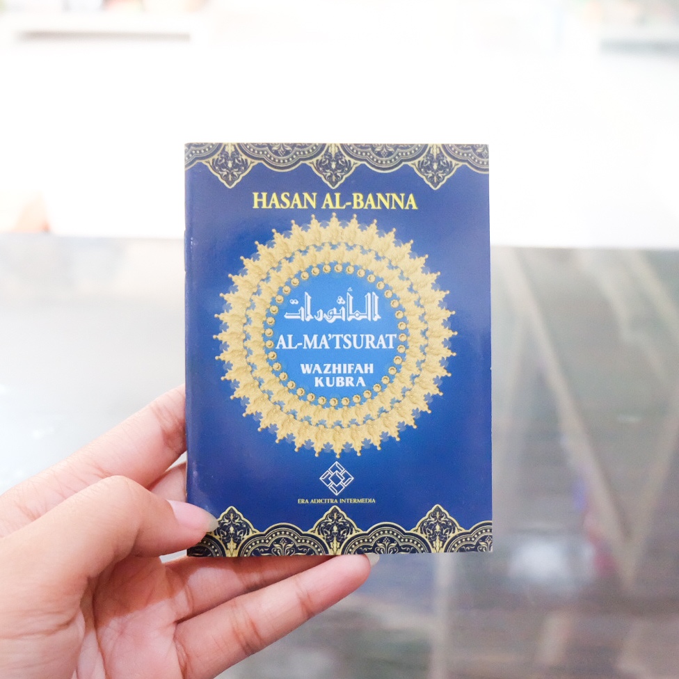 Buku Hasan Al-Banna Al-Matsurat Wazhifah Kubra Cover Biru