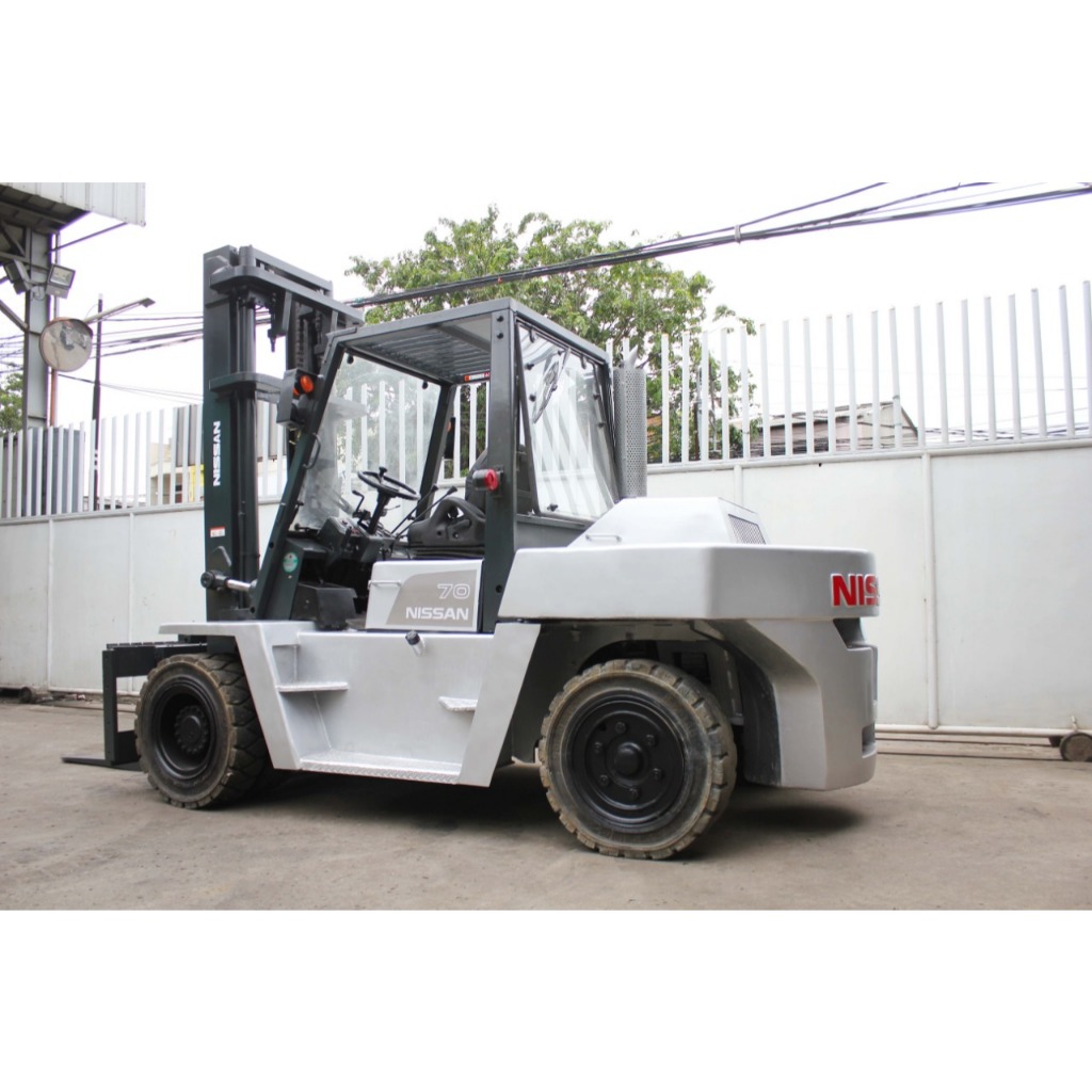 Nissan Forklift Counter Balance Diesel 7 Ton Bekas Garansi