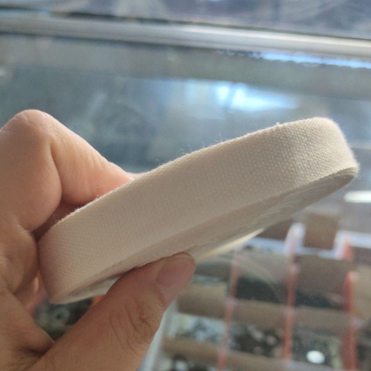 

Promo Hemat Piterban 58 inchi Tali Pita gulung dinamo ukuran 15 cm