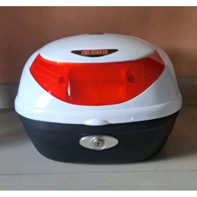 box motor belakang KMI 502 putih