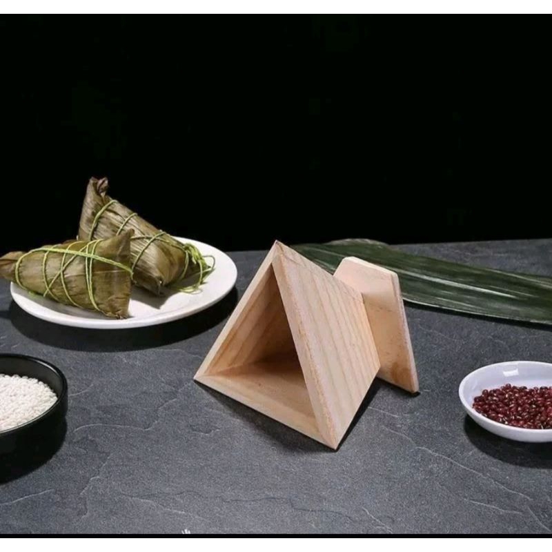 cetakan bacang kayu/cetakan baksang segitiga