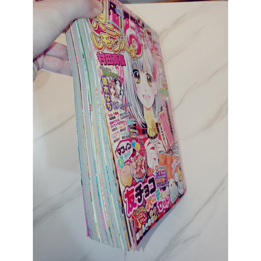 Japanese Magazine Anime Shueisha Majalah Jepang