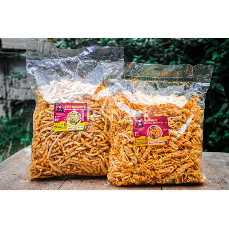 

[Bundling Campur 500g] Stik Basreng dan Mie Lilit Pedas Chili Oil, Enak, Gurih dan Renyah