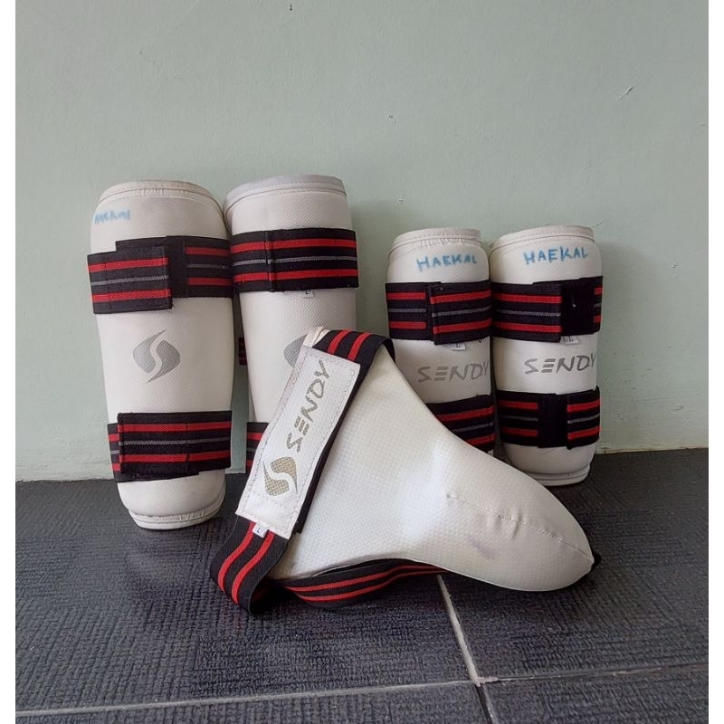 preloved Decker kaki+tangan+batok taekwondo merk sendy