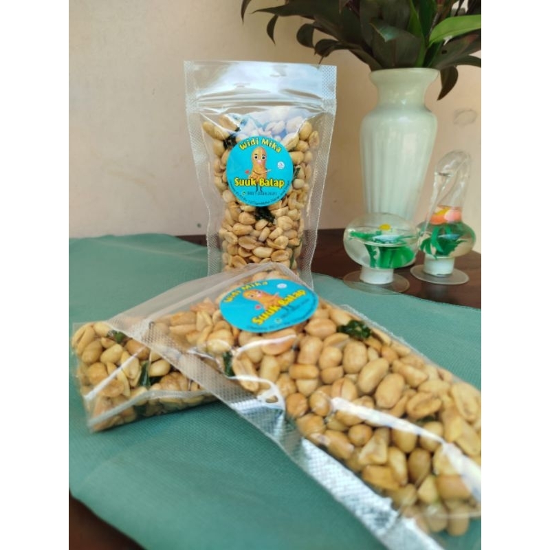 

KACANG BAWANG GORENG GURIH RENYAH 200GRAM