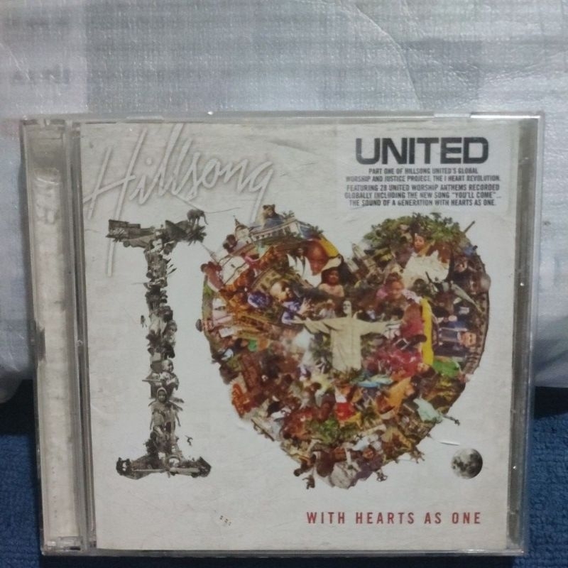 CD UNITED - WITH HEART AS ON HILLSONG