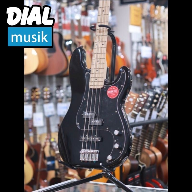 Squier Affinity Precision PJ Bass 4 String - Black Maple FB