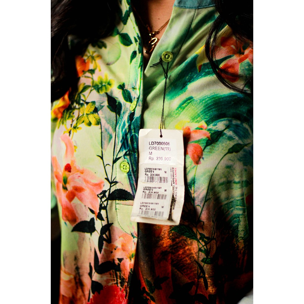 Entri Store - Triset Atasan Wanita Kemeja Lengan Panjang Hijau Motif