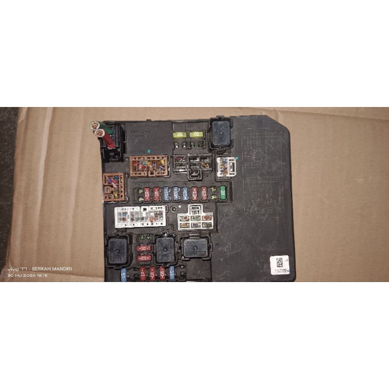 fuse box sikring mobil Nissan livina original japan ex Singapore