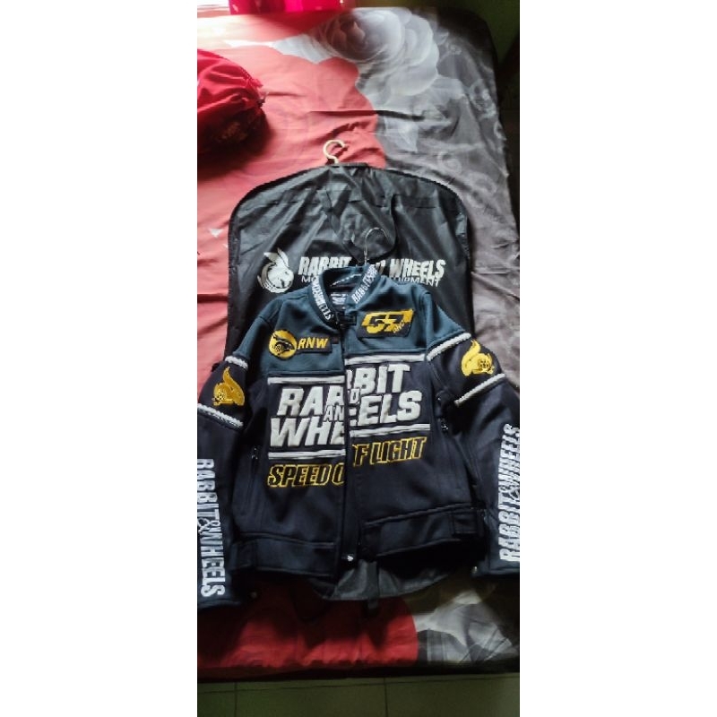 RABBIT AND WHEELS green hornet rare