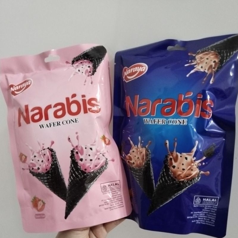 

Coklat Strawberry Wafer Cone 80 gr