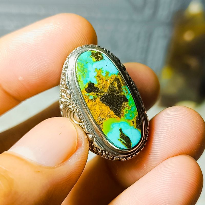 Batu Pirus Persia.Gambar Burung