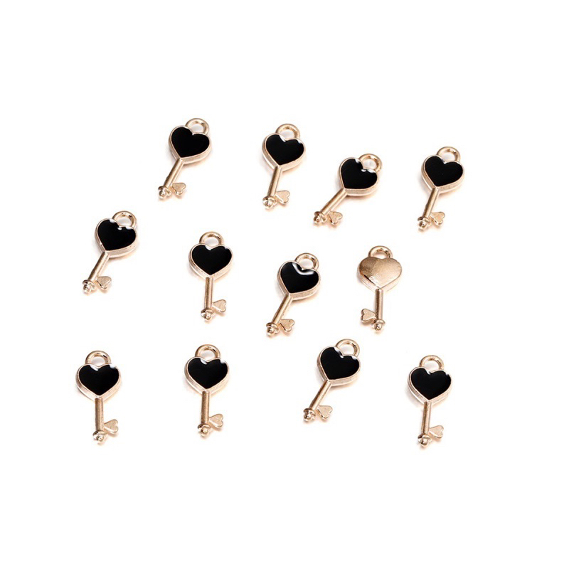 ENAMEL CHARM KUNCI HATI / LIONTIN KUNCI HATI ENAMEL / MAINAN GELANG