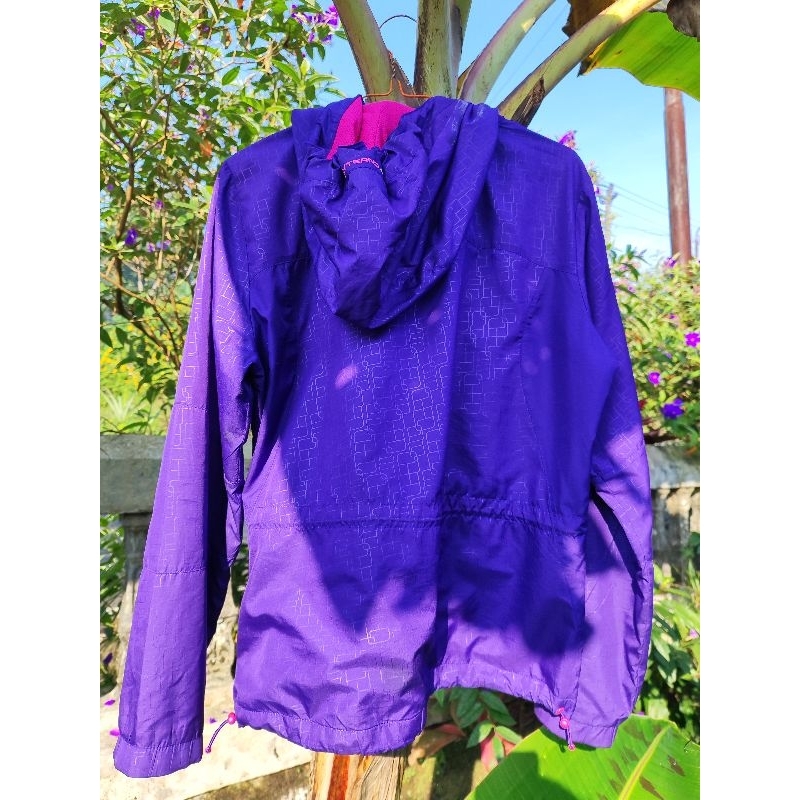 outdoor jaket ellesse