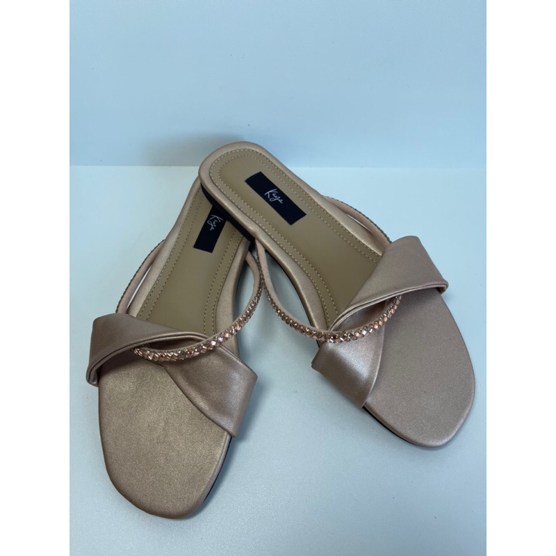 Karina Flat Sandals wanita