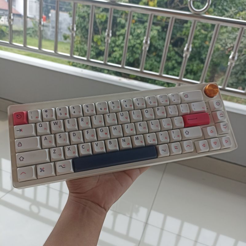 Keyboard za68 Keycaps Kon Momo Japanese Root