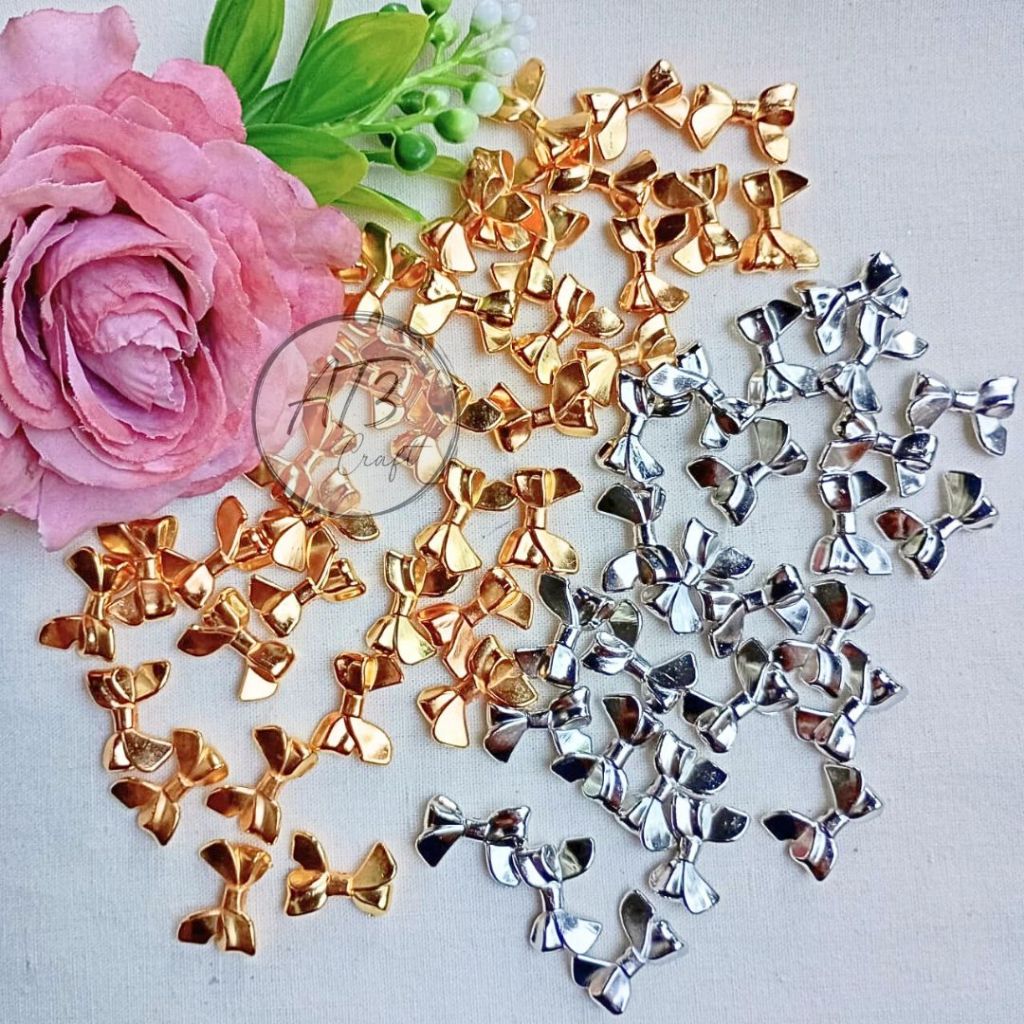 (15 gram/27 pcs) Manik pita silver gold / Manik pita kecil / Manik plastik