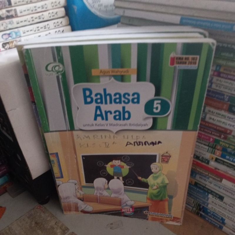 BUKU BAHASA ARAB UNTUK MADRASAH IBTIDAIYAH KELAS 5 REVISI KMA 2019 PENERBIT AQILA TIGA SERANGKAI