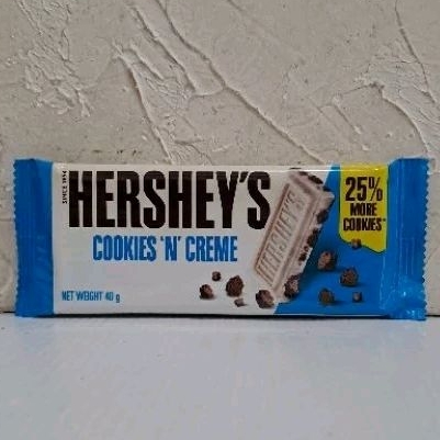 

HERSHEY'S COOKIES N CREME