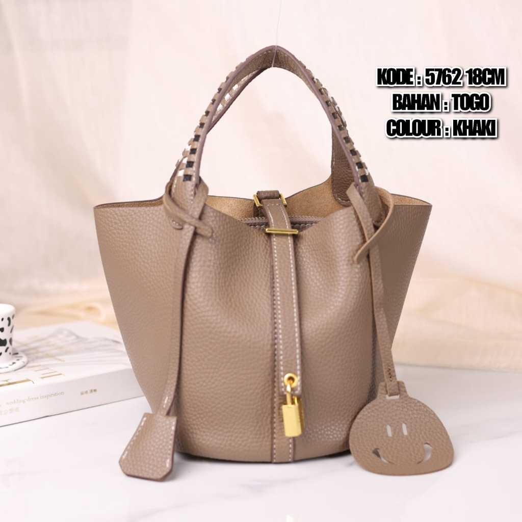 889B8HERMES PICOTIN LOCK 18 BAG GOLD HARDWARE 5762