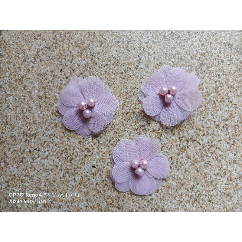 BUNGA ORGANZA PAYET MUTIARA