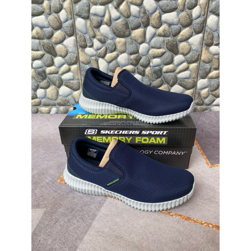 Sale 70% Sepatu Pria Skechers Men Slipon Original Sportsstation 100%