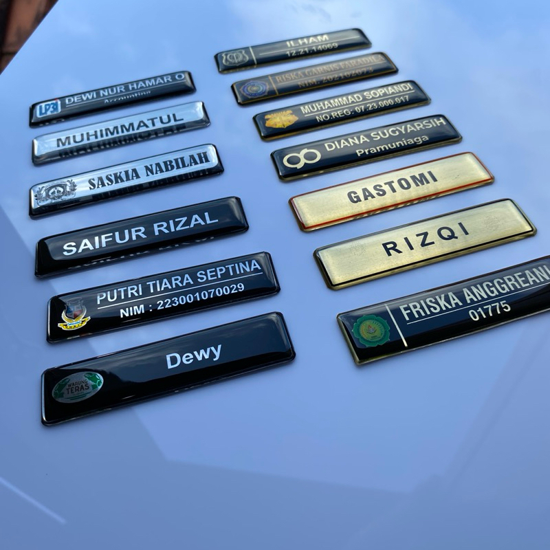 

Name Tag Nama Dada Papan Nama PNS Dokter Perawat Bidan Guru Magnet Peniti Kuningan & Akrilik Resin