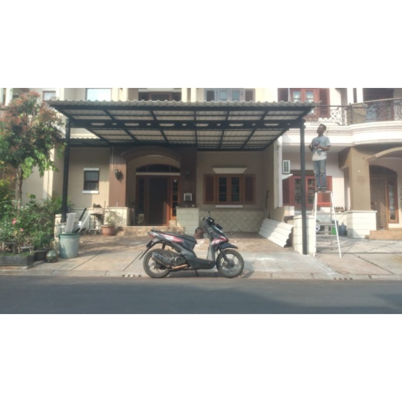 Kanopi baja ringan 0.75mm penutup atap alderon double layar 10mm tiang double terpasang