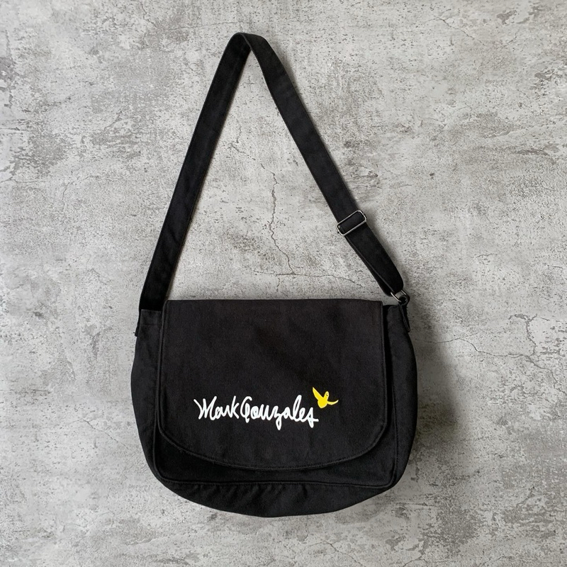 MARK GONZALES MAIL SLING BAG CANVAS BLACK