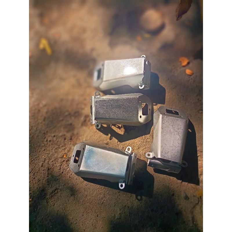 50186-K59-A70ZA bracket slebor belakang Vario 125 150 LED 2018-2021