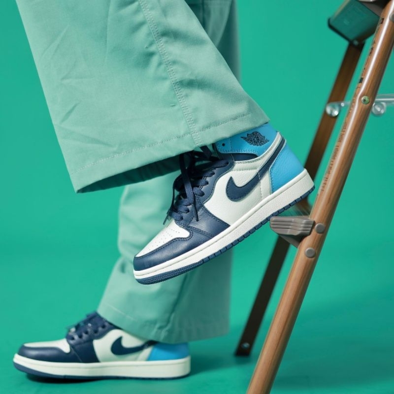 AIR JORDAN 1 HI OBSIDIAN BLUE BNIB