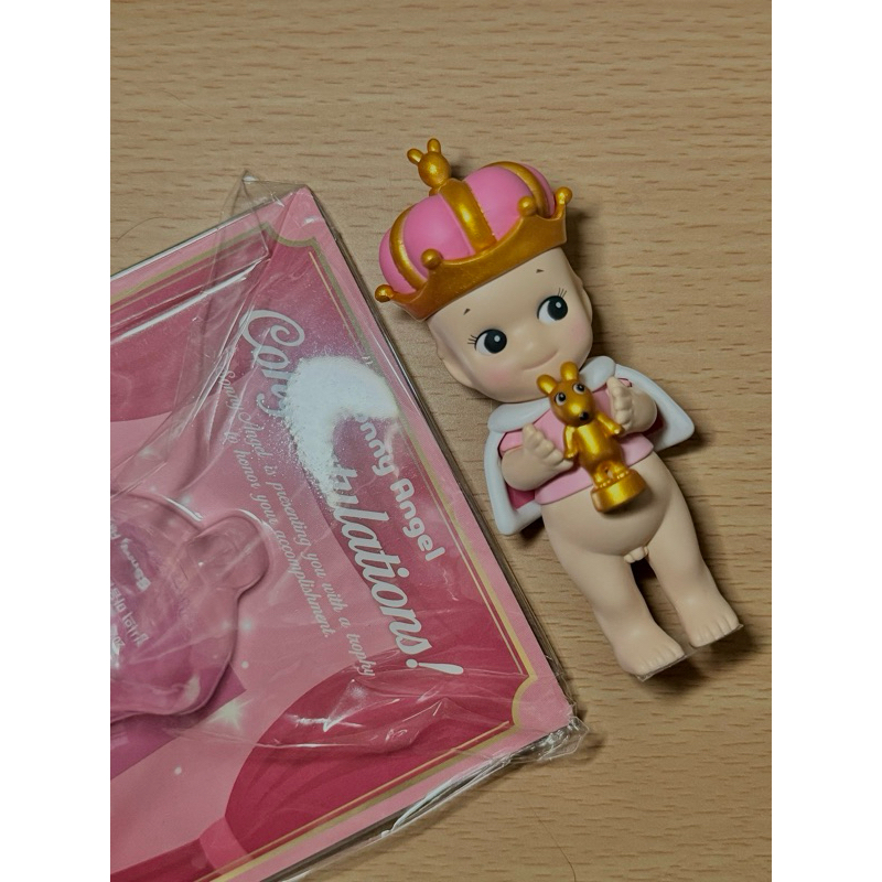 [READY STOCK] SONNY ANGEL CONGRATULATIONS PINK CROWN