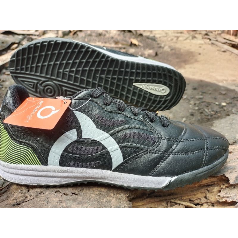 sepatu futsal Ortus sol karet sudah jahit
