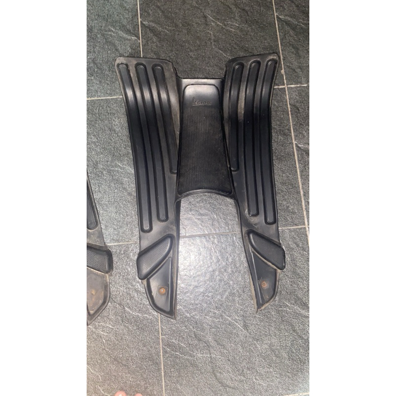 floormate vespa lx