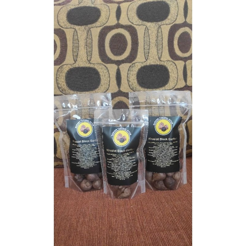

Bawang Hitam Tunggal 200gr