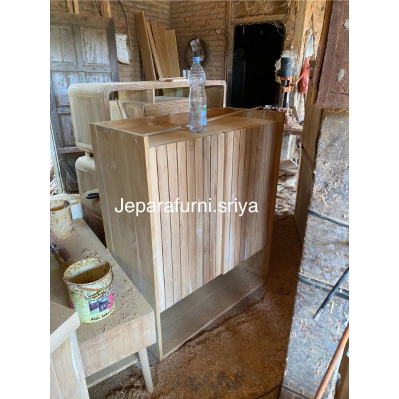 RAK SEPATU KAYU JATI JEPARA I RAK SENDAL JATI