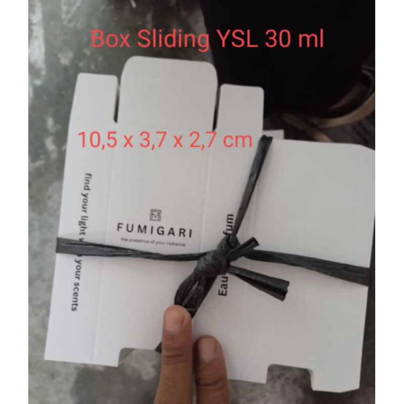 

Box Sliding untuk Botol YSL cetak Merk