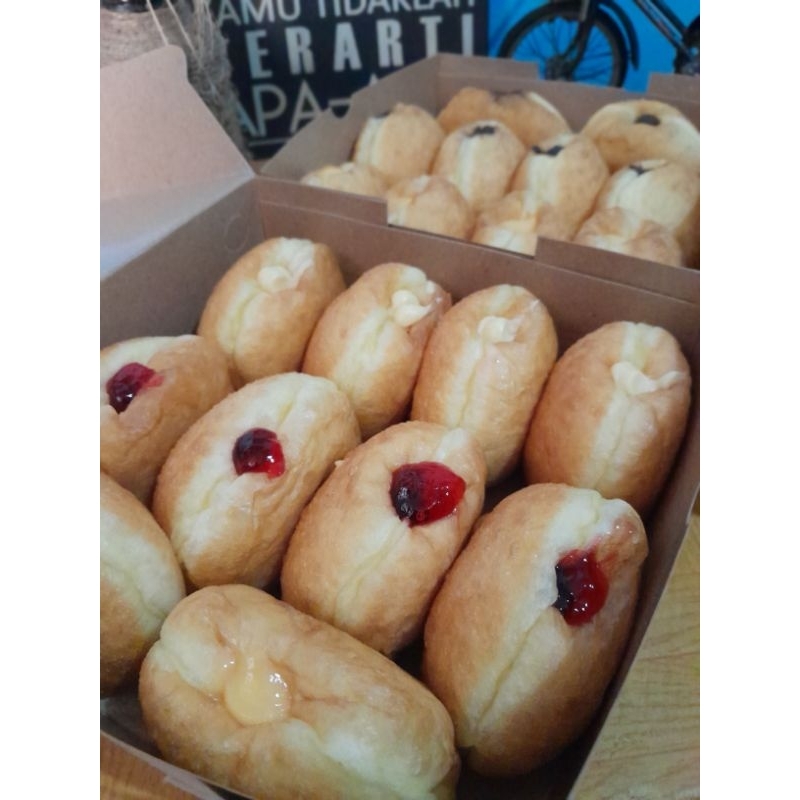 

Bomboloni isi 10