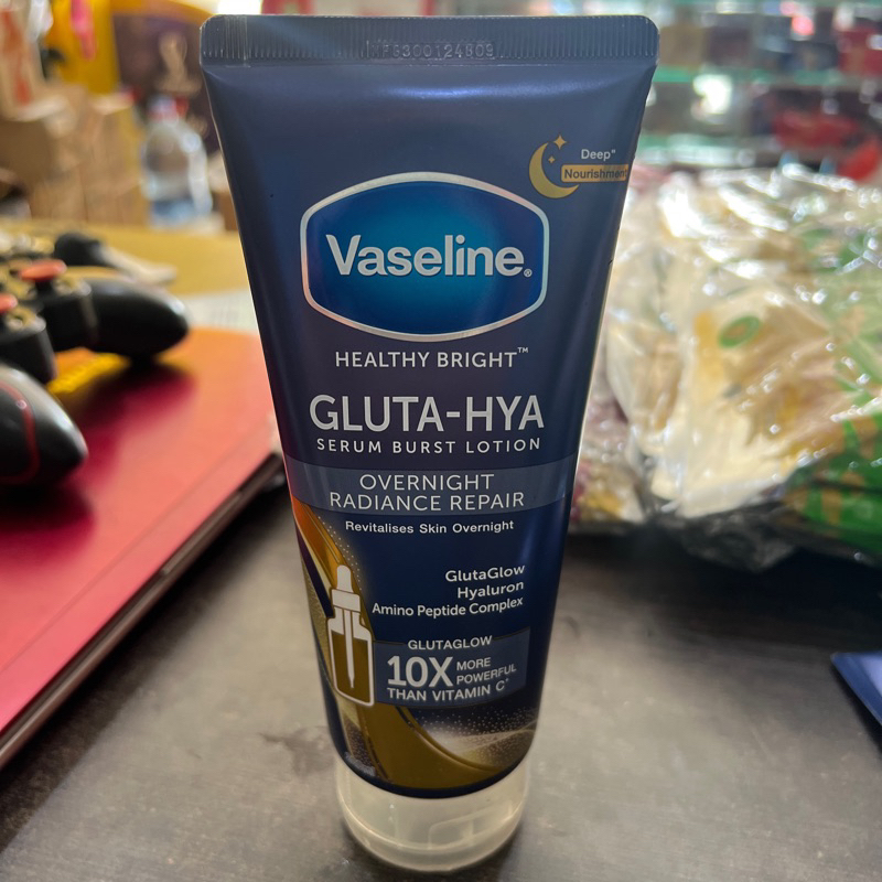 Vaseline Healthy Bright Gluta-Hya