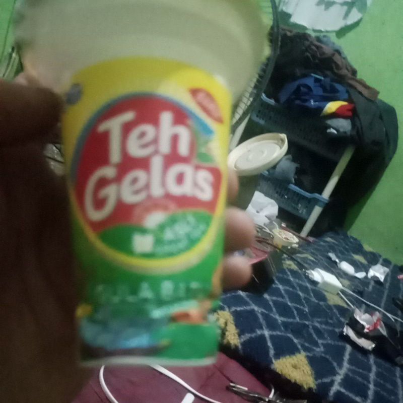 

Teh gelas