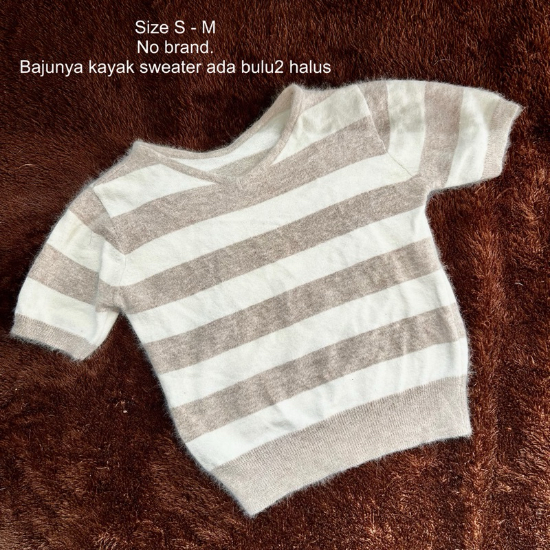 Top Blouse Bulu/Sweater Bulu
