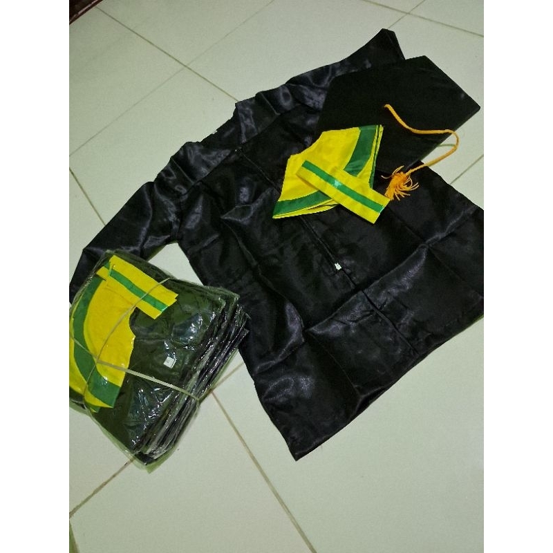 baju toga wisuda paud