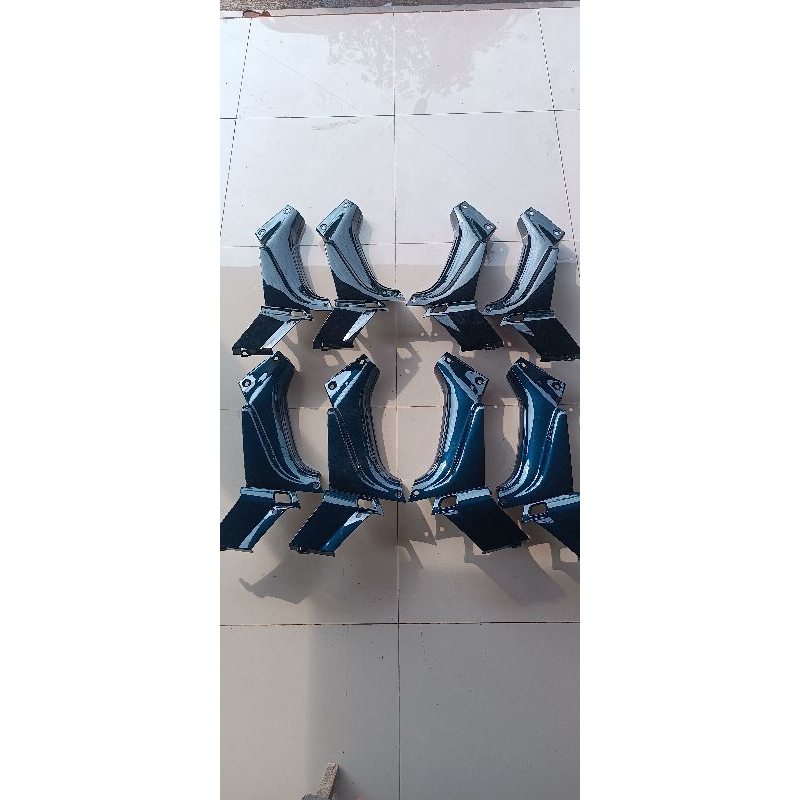 legshield yamaha champ  NOS warna merah hitam